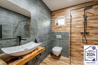 5 izbový rodinný dom v krásnom prostredí, obec Trsťany - 12