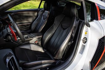 Audi R8 RWS 5.2 FSI V10 1 of 999 špeciálna edícia, karbón - 12