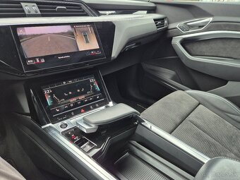 Audi e-tron 55 s-line matrix B&O ambi - 12