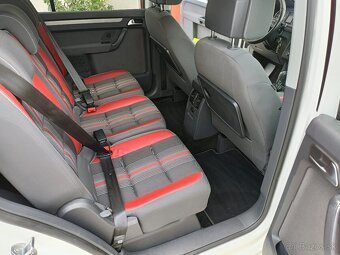 VOLKSWAGEN TOURAN 2.0 TDI CR 103 kW DSG6 MATCH BI-XENÓN - 12
