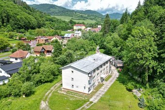 Exkluzívne na predaj 2-izbový tehlový byt s vlastnou garážou - 12