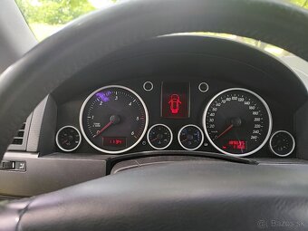 Volkswagen Touareg 2.5tdi 128kw - 12