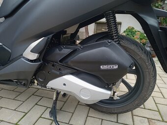 Predám Hondu pcx 125 rocnik 2019 - 12