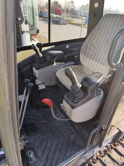 Báger Volvo, 5000kg, 3x lyžica. - 12