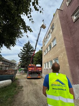 Zemne,výkopové a búracie prace s dopravou a službami. - 12