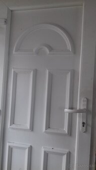 dvere plastove  vchodove dvere  garaž brana - 12