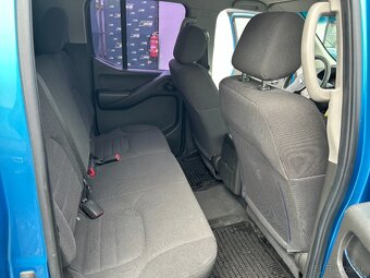 Nissan Navara DoubleCab 2.5D XE - 12