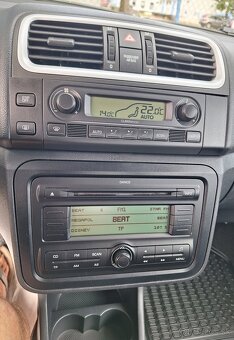 ŠKODA FABIA 1.4 16V - 12