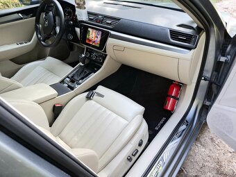 Škoda Superb Combi 2.0 TDI Style DSG 110kw,2019-tka,panorama - 12