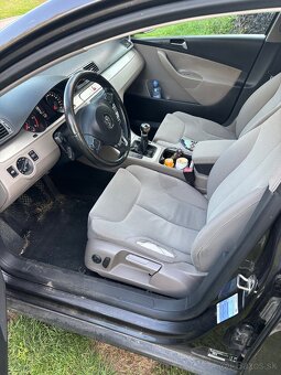 Predám Volkswagen Passat B6 1.6 TDI BMT 77kW - 12