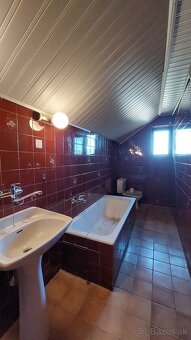 Rodinný dom na predaj v obci Kolíňany - 12