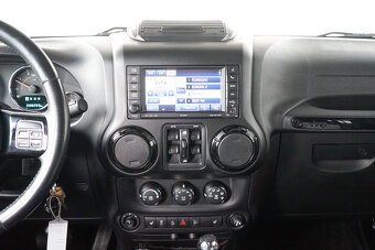 27- JEEP Wrangler, 2016,nafta, 2.8 CRDi Sahara 4x4, 147kW - 12