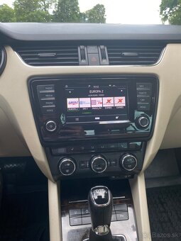 Škoda Octavia Combi 2.0 TDI 110 kw DSG - 12