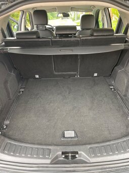 Land Rover Discovery sport - 12