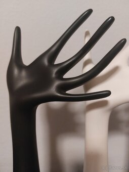 Ruka stojan na šperky - 12