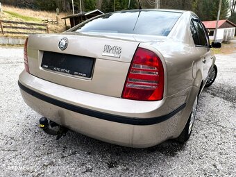 Škoda Superb 2.0 TDI Classic - 12