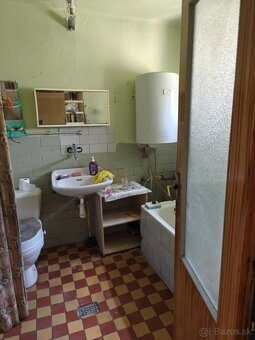 Dvojpodlažný rodinný dom na predaj - 12