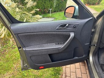 Predám ŠKODA YETI 2,0tdi 81kw m6 4x4 - 12