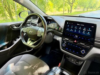 Hyundai IONIQ,38,3 kWh,SoH 100%,TČ,BlueLink, sDPH 17 960,- - 12