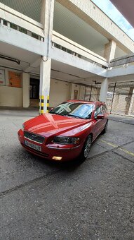 Volvo V70 P2 D5 120kw - 12