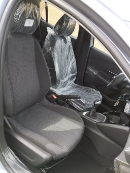 Peugeot 208 STYLE FACELIFT - STYLE, NOVÉ VOZIDLO , DPH - 12