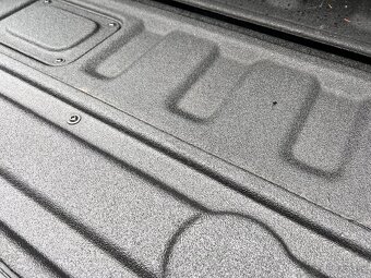 Jeep Gladiator 3.0 CRD, Overland 4x4 (36000€ bez DPH) - 12