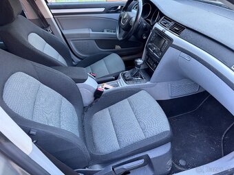 Škoda Superb 2.0 TDI DSG - 12