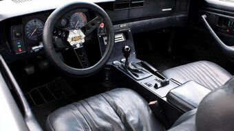 Chevrolet Camaro 5.0 V8 manuál 1988 128 kW - 12