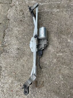 Predám náhradné diely a motor pre Škoda Fabia 2 - 1.4 16V - 12