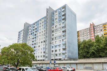 Prenájom dvoj izbového bytu v Karlovej Vsi - 12