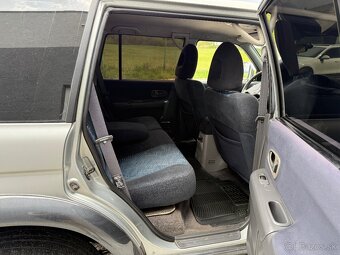 Pajero sport 2,5td 73kw - 12