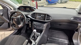 Peugeot 308 sw 1.2i 2015 111.000km - 12