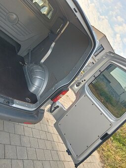 Predám dodávku vw transporter T5 77kw 1.9tdi - 12
