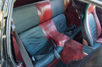 Porsche 944 2.5 Targa - 12