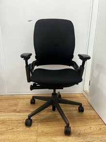 Kancelárska stolička Steelcase Leap V2 (Showroommodel) - 12