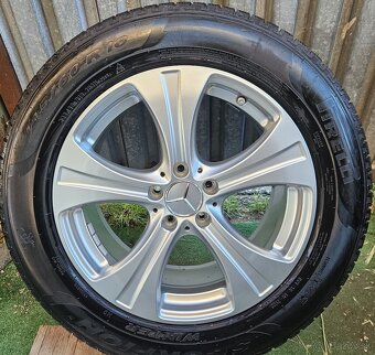 Originálna zimná sada Mercedes 5x112 r18 + 235/60 r18 - 12