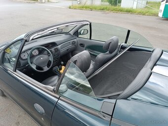 Renault Mégane 2,0i Cabrio KARMANN 2000 - 12