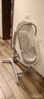 Chicco postieľka na kolieskach - 12