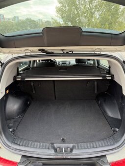 Kia Sportage 2.0 CRDI 4x4 - 12