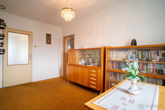 Na predaj 5-izbový rodinný dom Veľké Leváre - 12