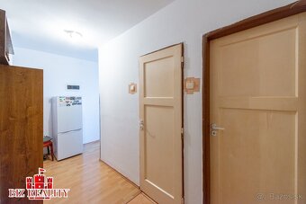 PREDAJ | 1 izbový byt | Nová Dubnica - 12
