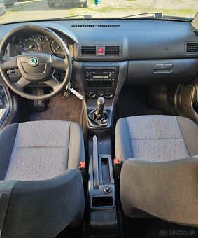 ŠKODA Octavia 1.6  Tour - 12