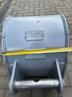 Lyžica na bager 30 cm – nová, nepoužívaná 250 € - 12