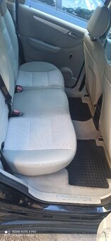 Predám Mercedes Benz B 200 - 12
