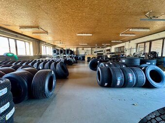 Na predaj výrobno skladový areál výmera 1170 m2 -  Pribeta - 12