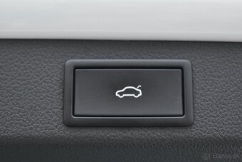 ŠKODA SUPERB 2.0 TDI COMBI DSG//ACC/LANE/LED/VIRTUAL - 12