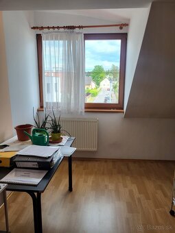 Dvojgeneračný rodinný dom Bôrik - 12