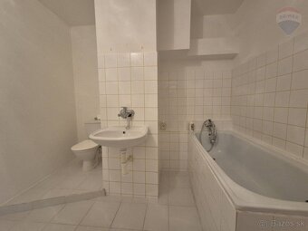 Na predaj 1,5-izbový byt, Nitra – Chrenová, Štiavnická ul. - 12