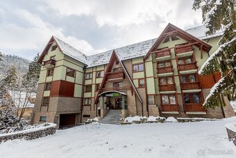 Priestranný 1-izbový apartmán s balkónom - 12