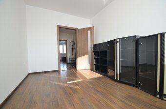 EXKLUZÍVNE NA PRENÁJOM PEKNÝ 3 IZBOVÝ BYT NA PODVRŠKOCH - 12